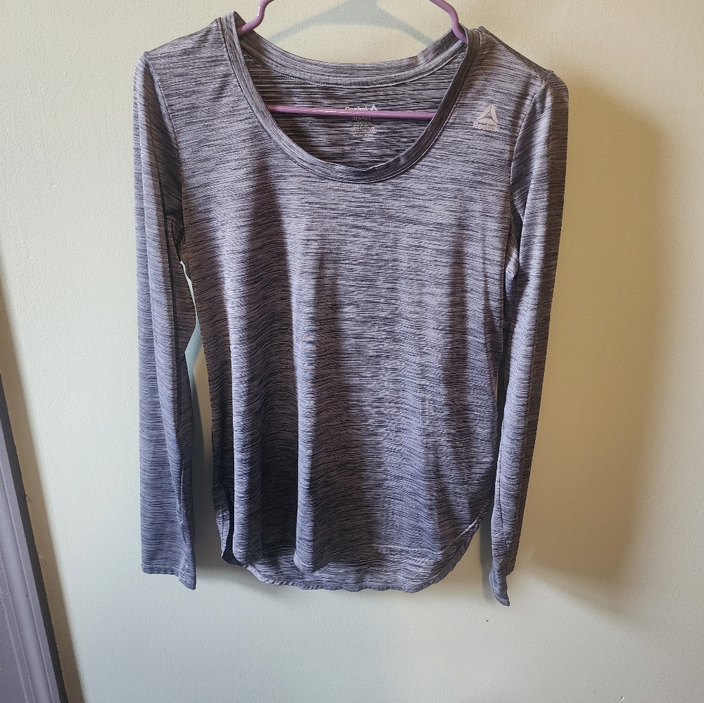 Reebok Women's Gray Long Sleeve Top